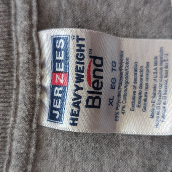 Size large gray UVM University of Vermont t-shirt men's or women's unisex - Picture 2 of 3